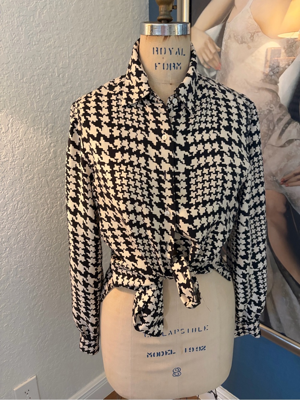 Talbots Black and White Houndstooth Tie-Front Button Down Shirt